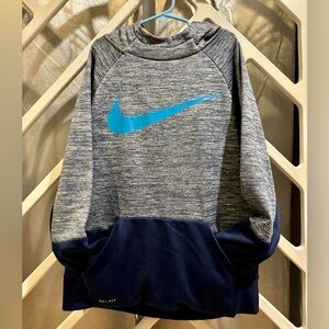 Nike pull over hoodie size L